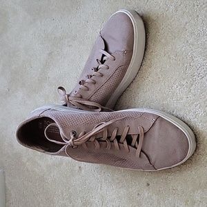 Toms Tan Suede Men Lace-Up Shoes